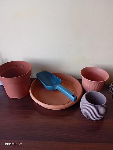 Plastik dekorativ güldan (kvadrat formalı) - Material: yüngül və