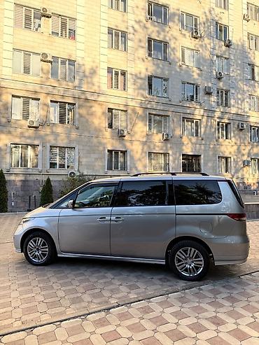 ej 204: Honda Elysion: 2004 г., 3 л, Автомат, Бензин, Минивэн — 3
