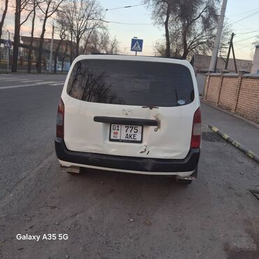 Toyota: Toyota Probox: 2003 г., 1.5 л, Автомат, Бензин, Универсал