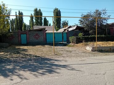 продаю дом район аламединского рынка: Продаётся дом село Мыкансвердловский район. хороший вариант для