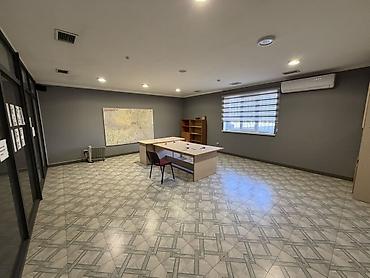 Аренда складов и мастерских: 600 м², With parking, Другой тип здания — 11