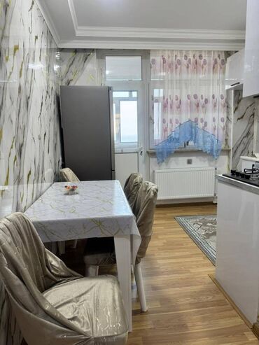 Uzunmüddətli kirayə mənzillər: Super təmirli 3 otaqlı Kirayə Verilir. Dord Gardaş sarayinda 6 — 5