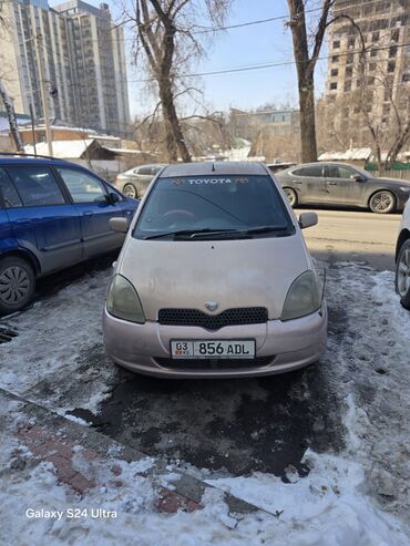 Toyota: Toyota Vitz: 2001 г., 1 л, Автомат, Бензин, Хэтчбэк