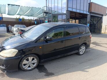 тико автомобиль: Toyota Ipsum 240S, черный минивэн/универсал. машина в хорошем