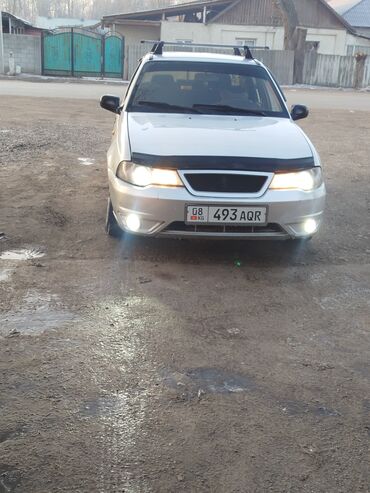 генератор нехсия: Daewoo Nexia: 2010 г., 1.5 л, Механика, Бензин, Седан