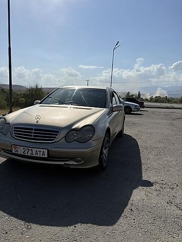 Mercedes-Benz C-Class: 2000 г., 2 л, Автомат, Бензин, Седан — 6