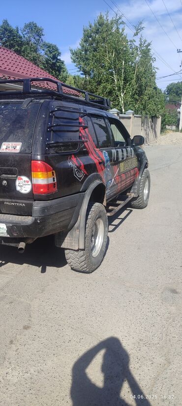 кроссовер авто: Opel Frontera: 2000 г., 2.2 л, Механика, Бензин, Внедорожник
