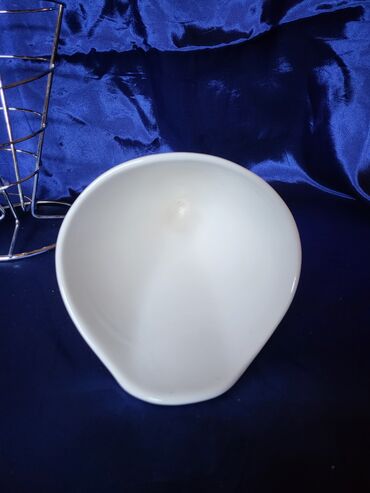 Ostalo posuđe: Porcelanska nova posuda za pomfrit,sladoled itd. sa stalkom — 7