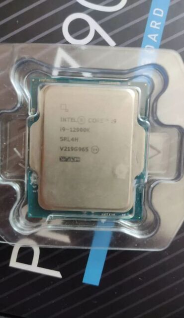 Prosessorlar: Prosessor Intel Core i9 12900K, İşlənmiş