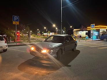 cron: Mazda Cronos: 1993 г., 2 л, Механика — 3