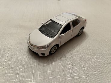 проигрыватель пластинок баку: Toyota, 2015 il, 1:43, Dəmir, Pulsuz çatdırılma, Ödənişli çatdırılma