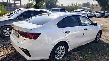 Kia: Kia Cerato: 2021 г., Вариатор, Бензин, Седан — 5