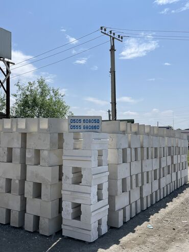 блок бетон: Ашыгы менен Гипсоблок бар, размер 
Ош, Кыргыз чек