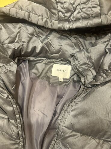 Kurtkalar: Hamisi Zara, koton, mango, stradivarius markadi. Shekilde qeyd olunub — 2