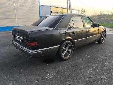 ош е34: Mercedes-Benz W124: 1992 г., 2.5 л, Кол менен иштөөчү, Дизель, Седан — 3