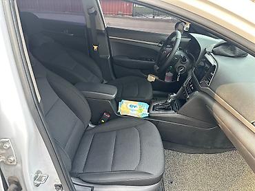 11500: Hyundai Avante: 2018 г., 1.6 л, Автомат, Газ, Седан — 5