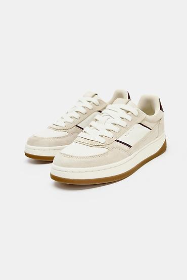 Women's Sneakers and athletic shoes: Ölçü: 37, Yeni — 26