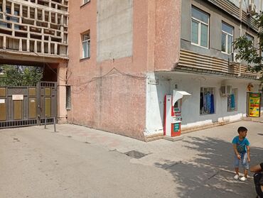 ош келечек базары аренда: Сдается помещение. 120 КВ метров. Помещение находится по адресу