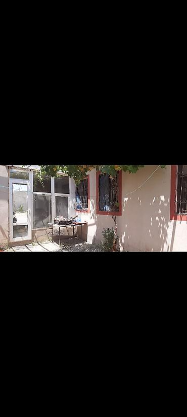 agsuda satilan evler: 40 kv. m, 2 otaqlı — 1