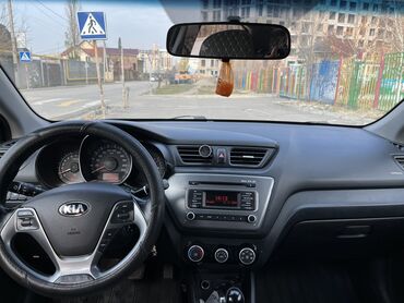 Kia: Kia Rio: 2016 г., 1.6 л, Автомат, Бензин, Седан