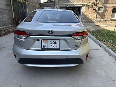 аромат для машины: Toyota Corolla: 2020 г., Гибрид, Седан — 2