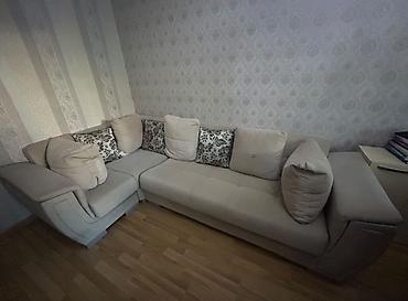 acilan kravat: Künc divan, İşlənmiş, Açılan — 1