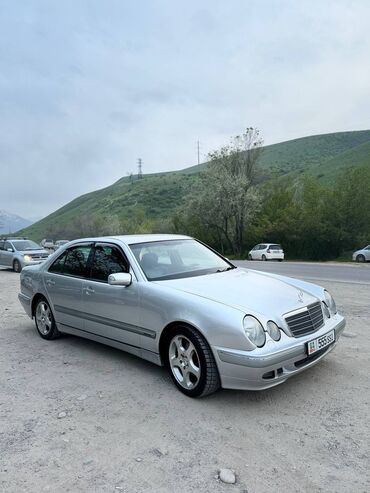 боковая: Mercedes-Benz E 320: 2001 г., 3.2 л, Автомат, Бензин, Седан