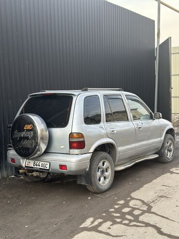 Kia: Kia Sportage: 1995 г., 2 л, Механика, Бензин, Внедорожник