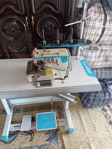 аренда швейных машин: Швейная машина Jack, Электромеханическая, Полуавтомат