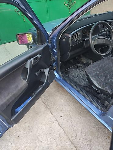 шрус правый внутренний: Volkswagen Golf: 1992 г., Механика — 5