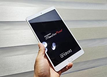 Планшет, Huawei, память 64 ГБ, 7" - 8", 4G (LTE), Б/у, Классический цвет - Белый