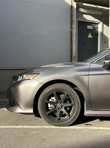 lexus es авто: Toyota Camry: 2020 г., 2.5 л, Автомат, Гибрид, Седан — 7
