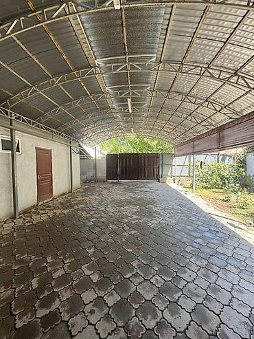 Продажа коттеджей и домов: ‼️Срочно продается дом‼️ Ж/м Бакай-Ата 🏡 Продается уютный 4-комнатный — 27