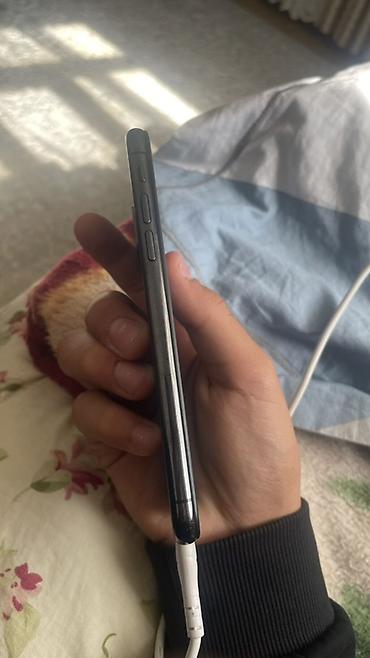 Мобильные телефоны: IPhone Xs, Б/у, 256 ГБ, Space Gray, Кабель — 2