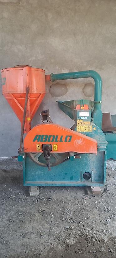 ensinger traktor: ABOLLO yem üyüdüb‑qarışdıran avadanlıq - Marka/model: ABOLLO - — 1