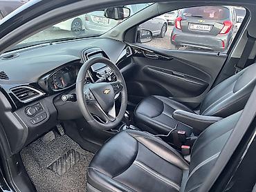 Chevrolet: Chevrolet Spark: 2021 г., 1 л, Вариатор, Бензин, Хэтчбэк — 10