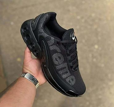 Patike: DN
41-46 
Cena 3600 din — 10