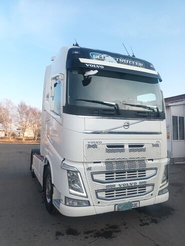 грузовой мазда: Тягач, Volvo, 2015 г., Рефрижератор