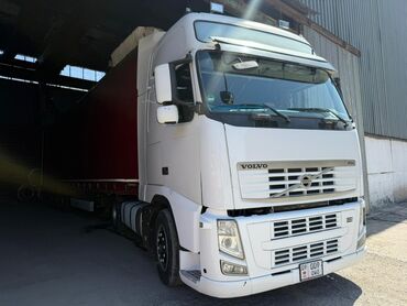 прицеп холодильник грузовой: Сүйрөгүч, Volvo, 2011 г., Тенттелген