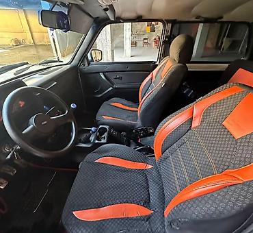 mühərrik yastığı: VAZ (LADA) 4x4 Niva: 1.6 l | 1999 il 406802 km Sedan — 6
