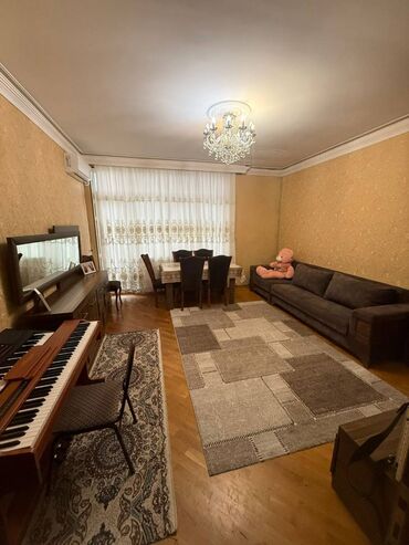 Yeni tikili: 3 otaqlı, Yeni tikili, m. Həzi Aslanov, 88 kv. m — 2