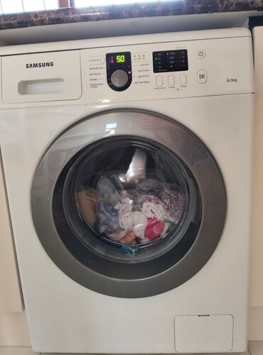 masin ucun maqnitofon: Paltaryuyan maşın Samsung, 6 kq