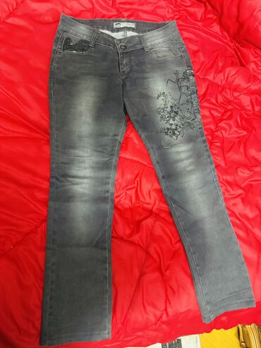 Cinslər: Cinslər, Bershka, L — 8