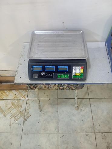 Ticarət tərəziləri: Elektron ticarət tərəzisi satılır. Dahongying markalı bu model — 4
