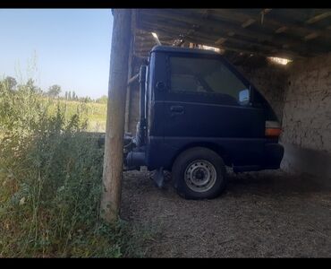 жип мошина: Жеңил жүк ташуучу унаа, Hyundai, Стандарт, 3 т, Колдонулган