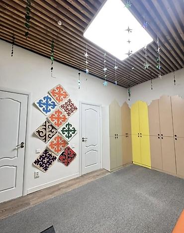 Үйлөр: 6 бөлмө, 250 м², 4 соток, Бишкек, Кулатов / Матросов көч. Риелтор — 3