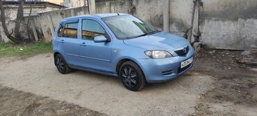 паста б 3: Mazda Demio: 2003 г., 1.3 л, Автомат, Бензин, Хэтчбэк