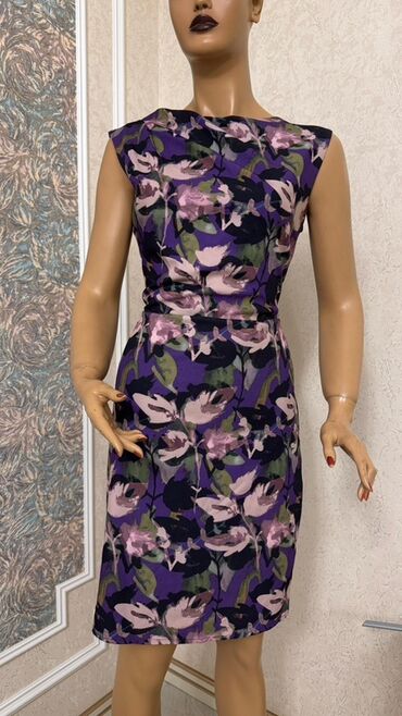 Kokteyl donlar: Zərif ziyafət geyimləri kolleksiyası - Model 1: Tünd bənövşəyi, tam — 40