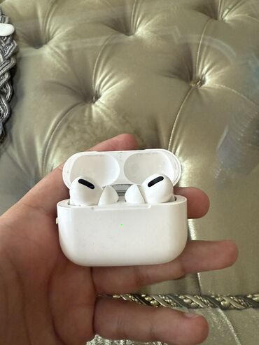 Qulaqcıqlar: İşlənmiş Simsiz (Bluetooth) Qulaqcıqlar, Apple, rəng - Ağ