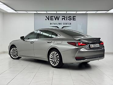 Lexus: Lexus ES: 2020 г., 2.5 л, Автомат, Гибрид, Седан — 2